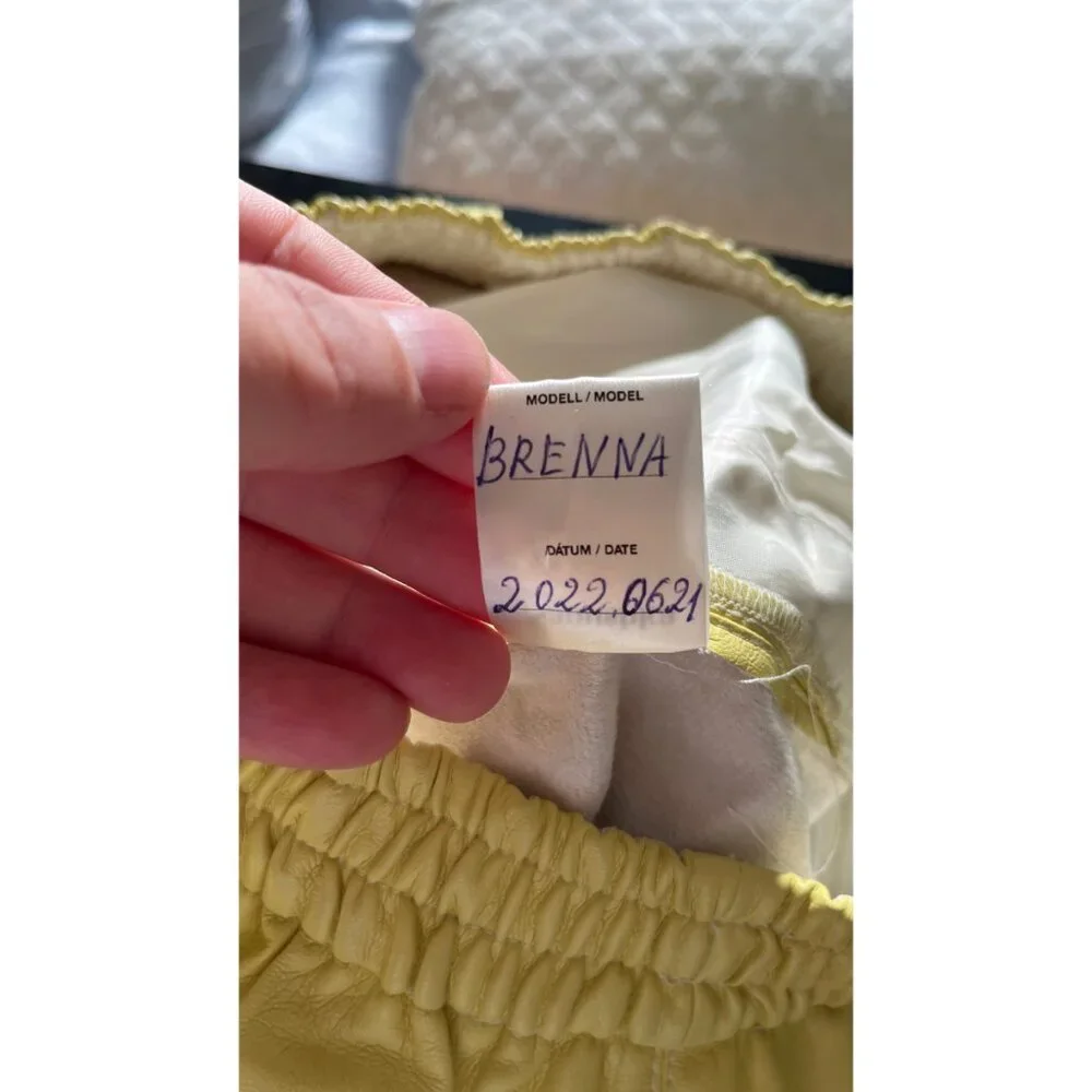 NANUSHKA YELLOW VEGAN LEATHER ELASTIC WAIST SHORTS M - Picture 8 of 8